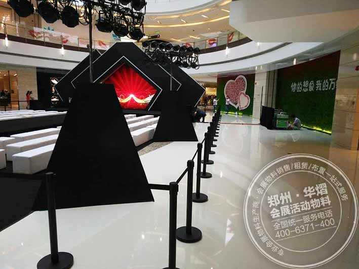 万象城黑色隔离带华熠会展物料租赁