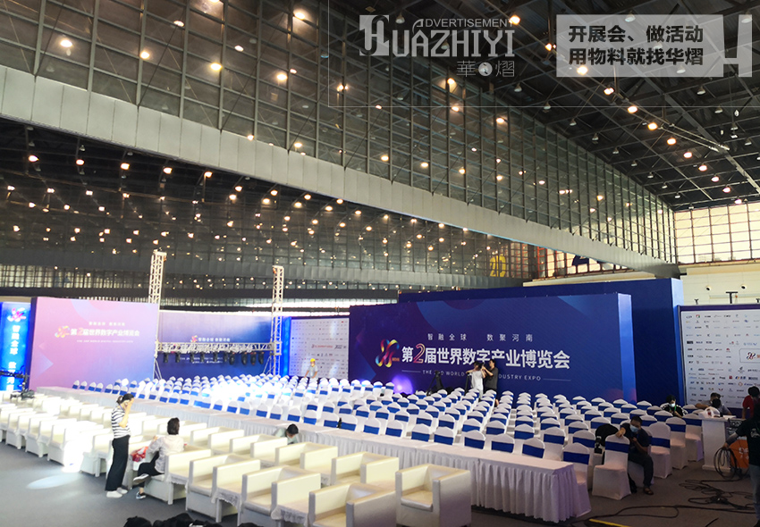  洛阳桌椅出租厂家日常保养需要注意哪些？